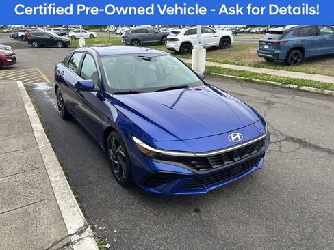Used 2024 Hyundai Elantra Limited FWD image 2