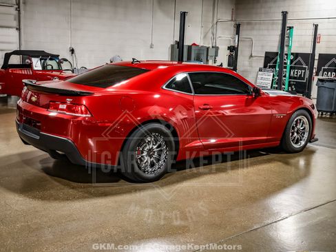 Used 2015 Chevrolet Camaro SS w/ SS Performance Package RWD image 9
