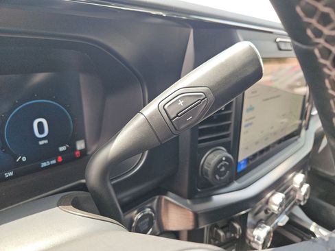 New 2025 Ford F250 Lariat w/ Lariat Ultimate Package image 10