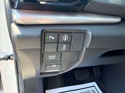 Used 2025 Acura RDX SH-AWD w/ Technology Package image 19
