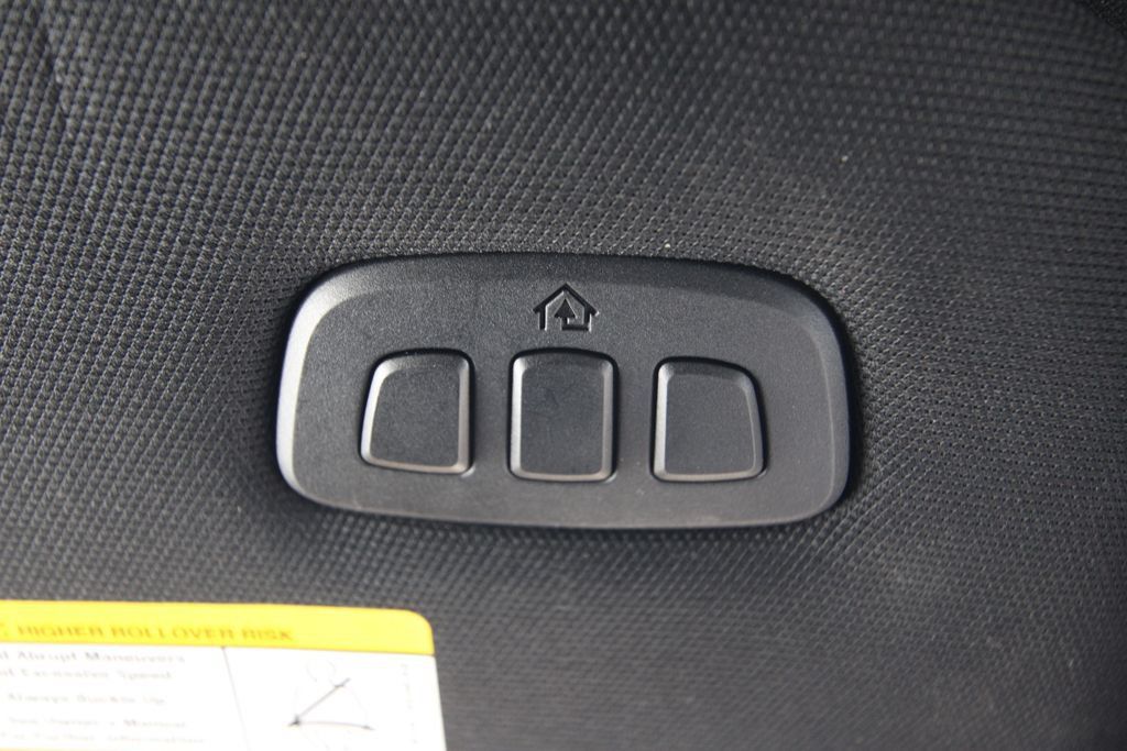 Used 2025 Ford Expedition Tremor AWD/4WD image 36