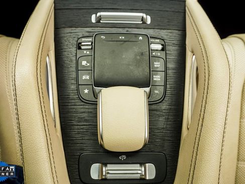 Used 2022 Mercedes-Benz GLE 580 4MATIC w/ Night Package image 20