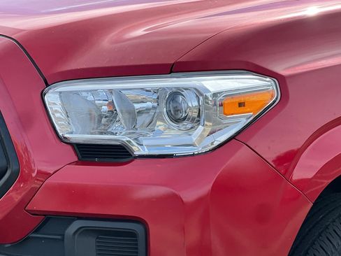 Used 2022 Toyota Tacoma SR image 50