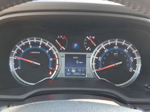 Used 2017 Toyota 4Runner SR5 image 21