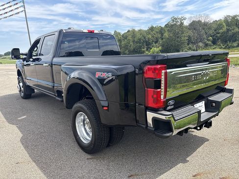 New 2026 Ford F350 King Ranch w/ Chrome Package AWD/4WD image 3