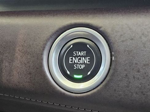 Used 2022 Cadillac Escalade Sport Platinum AWD/4WD image 30