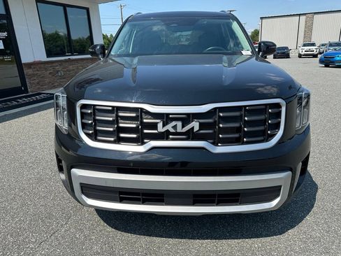 Used 2024 Kia Telluride S w/ S Sunroof Package FWD image 11