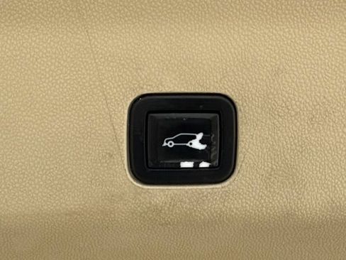 Used 2021 Cadillac Escalade Premium Luxury w/ Driver Assist Tech Package RWD image 14