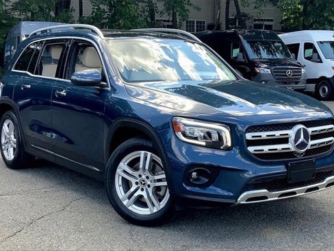 Used 2020 Mercedes-Benz GLB 250 4MATIC image 1