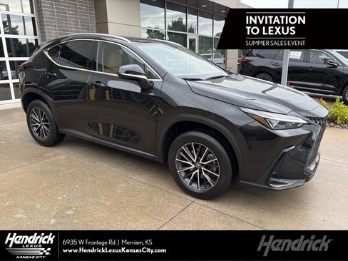 Used 2024 Lexus NX 250 FWD w/ Towing Package (2000 Lbs) image 1