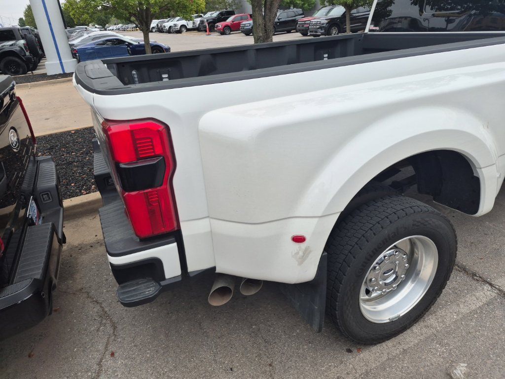 Used 2024 Ford F450 Limited AWD/4WD image 21