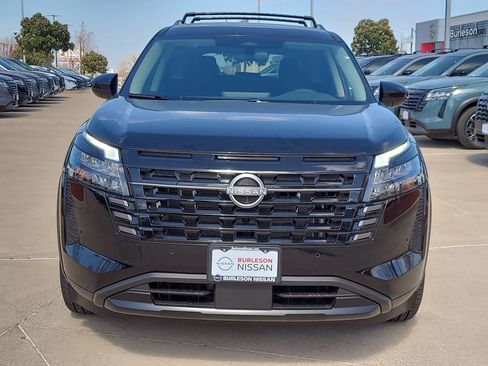 New 2026 Nissan Pathfinder SV image 5