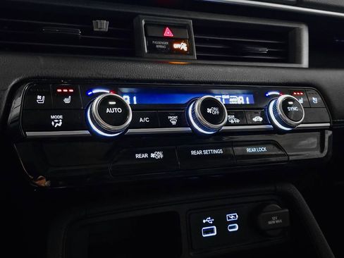 Certified 2023 Honda Pilot Elite image 31