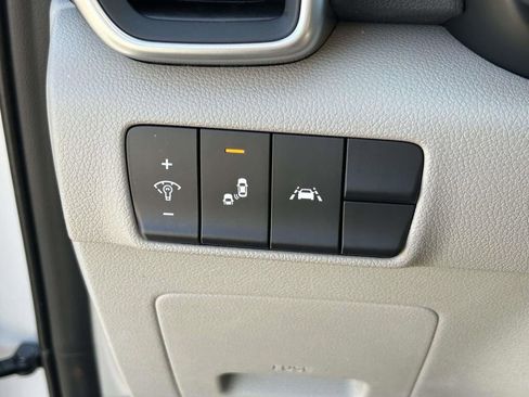 Used 2020 Kia Sportage LX w/ LX Popular Package image 19