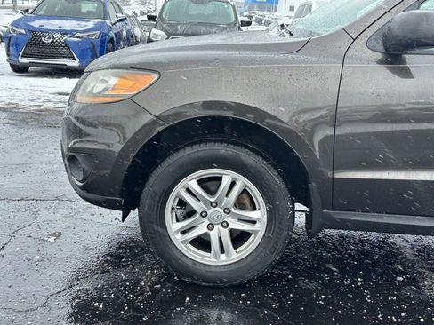 Used 2011 Hyundai Santa Fe GLS image 7