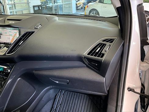 Used 2014 Ford Escape Titanium image 26