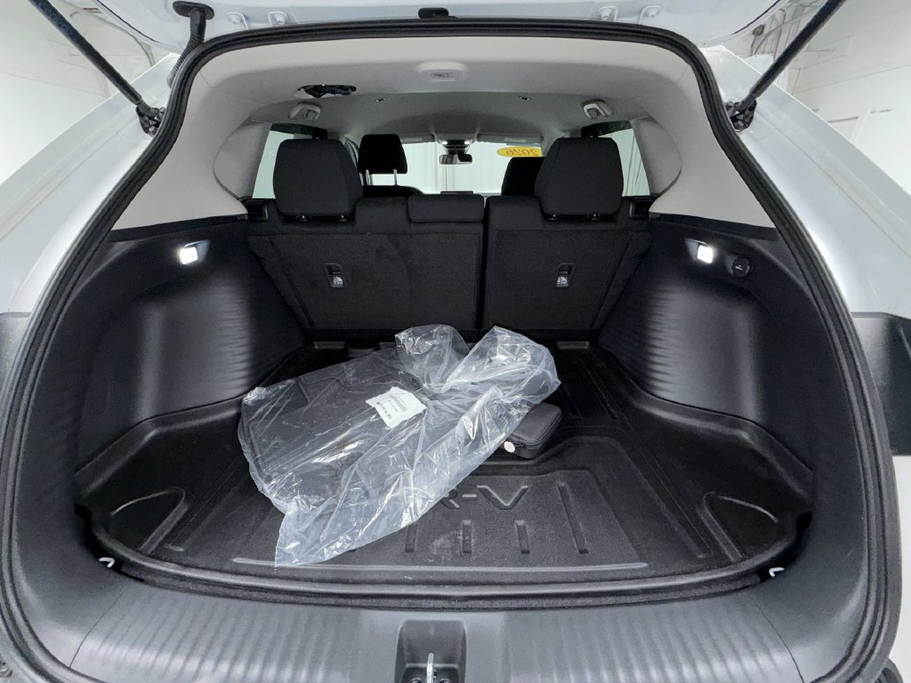 Used 2026 Honda HR-V LX image 16