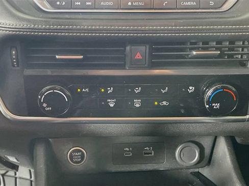 Used 2021 Nissan Rogue S FWD image 16
