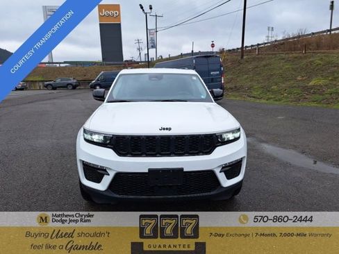 Certified 2023 Jeep Grand Cherokee Limited w/ Black Appearance Package image 5