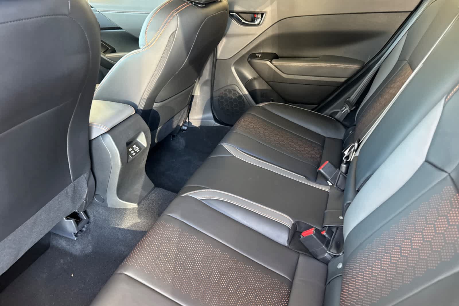 Certified 2025 Subaru Crosstrek 2.5i Limited AWD/4WD image 4