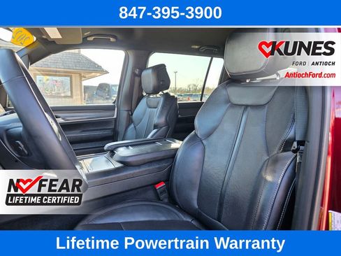 Used 2024 Jeep Wagoneer L Series II w/ Flexible Seating Group image 16