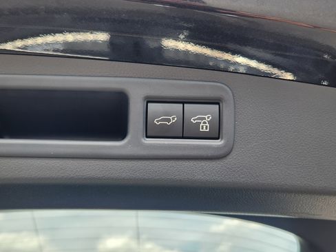 Used 2025 Lexus RX 350h w/ Convenience Package image 21