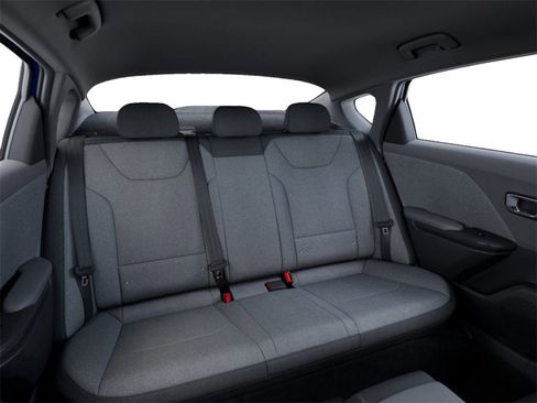 New 2025 Kia K4 LXS image 16