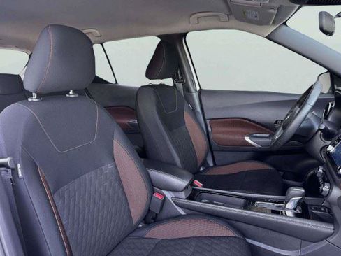 Used 2024 Nissan Kicks SR FWD image 49