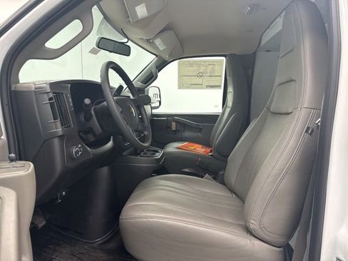 New 2026 Chevrolet Express 3500 w/ Power Convenience Package RWD image 20