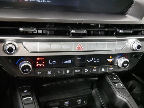 Used 2024 Kia Telluride S w/ S Sunroof Package AWD/4WD image 33