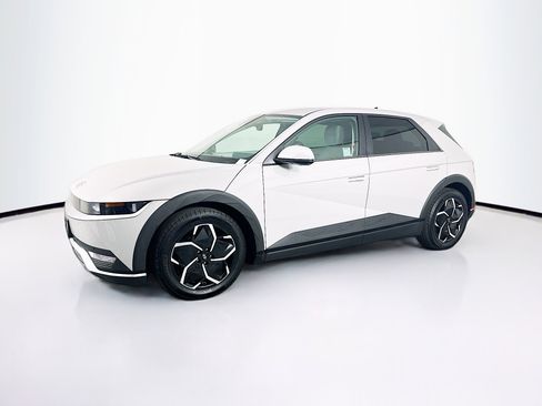 Used 2024 Hyundai Ioniq 5 SEL RWD image 3