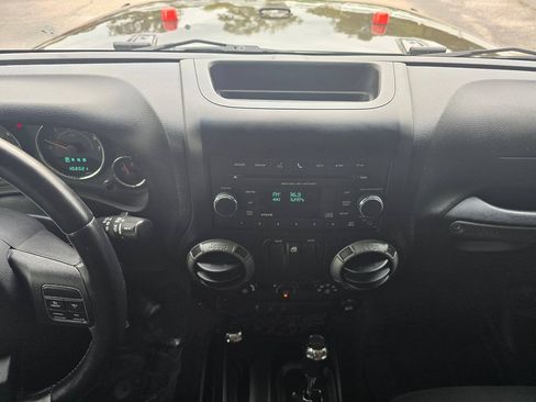 Used 2014 Jeep Wrangler Sport w/ Quick Order Package 24S AWD/4WD image 27
