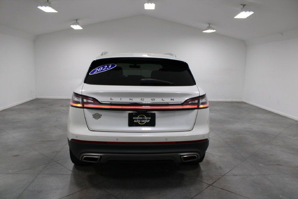 Used 2023 Lincoln Nautilus Reserve w/ Equipment Group 201A FWD image 8