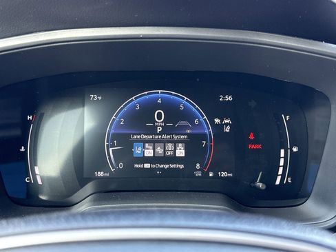 Used 2026 Toyota Corolla Cross LE image 19