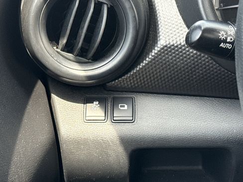 Used 2018 Nissan Kicks S FWD image 24