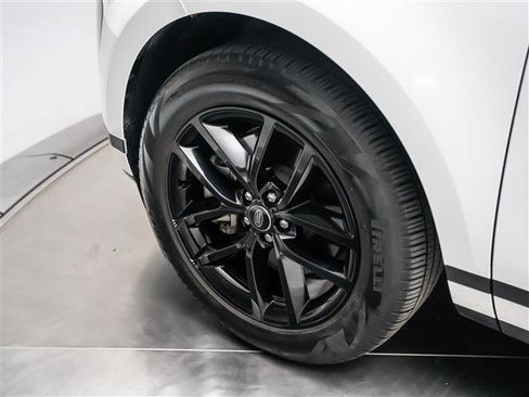 Used 2025 Land Rover Range Rover Evoque S AWD/4WD image 12
