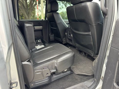 Used 2016 Ford F250 Lariat w/ Lariat Ultimate Package image 28