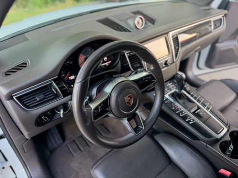 Used 2016 Porsche Macan S AWD/4WD image 26