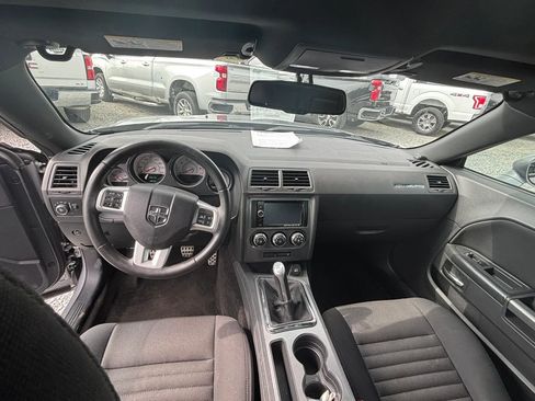 Used 2013 Dodge Challenger R/T RWD image 16