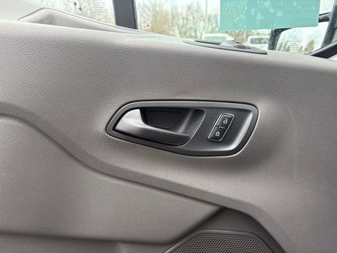 Used 2024 Ford Transit 250 Low Roof w/ Exterior Upgrade Package image 27