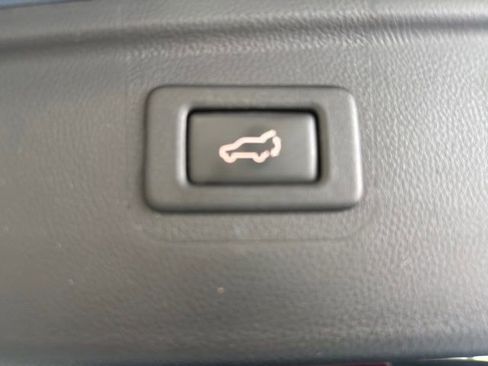 Used 2019 Subaru Outback 2.5i Limited image 12