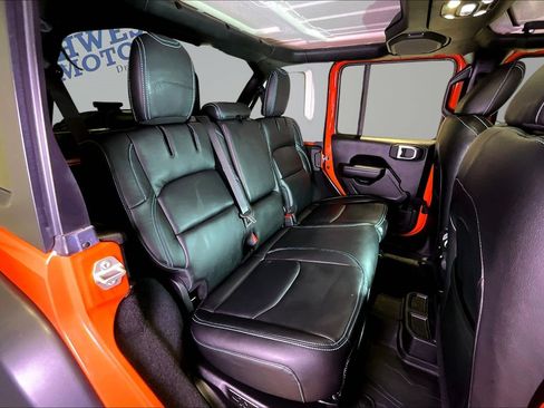 Used 2023 Jeep Wrangler Unlimited w/ Cold Weather Group AWD/4WD image 25