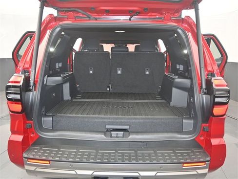 Used 2025 Toyota 4Runner Limited image 14