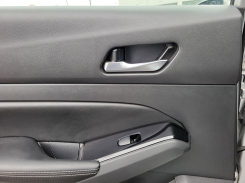 Used 2021 Nissan Altima 2.5 SV image 12