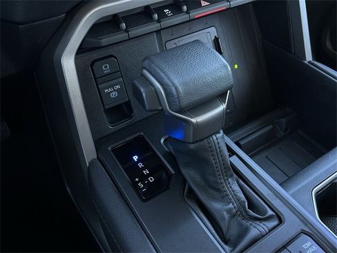 Used 2024 Toyota Tundra Limited w/ Power Package image 23