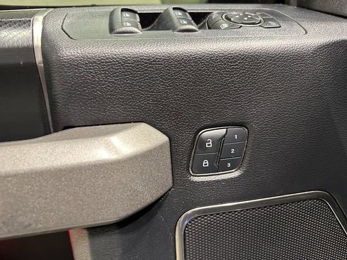 Used 2017 Ford F150 Raptor w/ Equipment Group 802A Luxury image 27