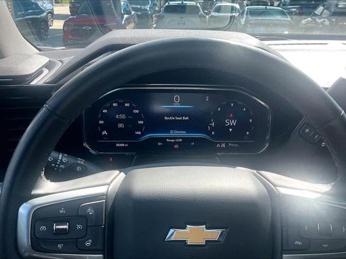 Used 2024 Chevrolet Silverado 1500 LT AWD/4WD image 25