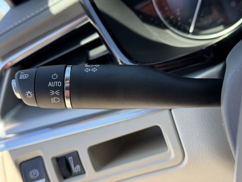 New 2025 Cadillac XT5 Premium Luxury image 29