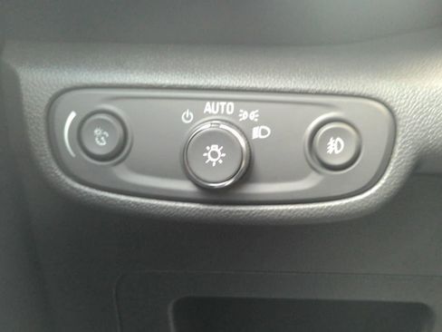 Certified 2023 Chevrolet TrailBlazer LT AWD/4WD image 11