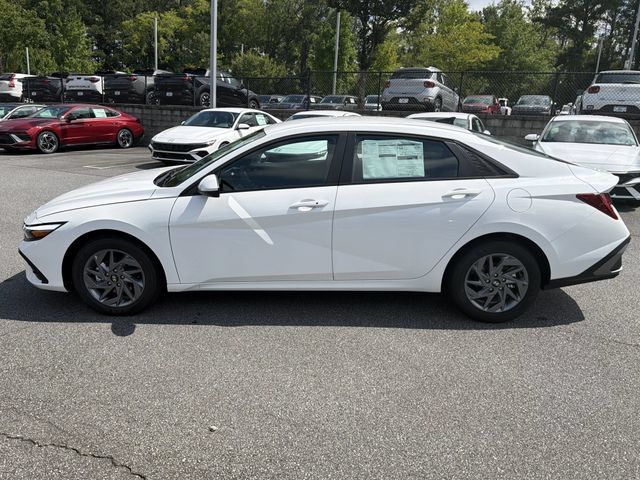 New 2026 Hyundai Elantra Hybrid FWD image 4